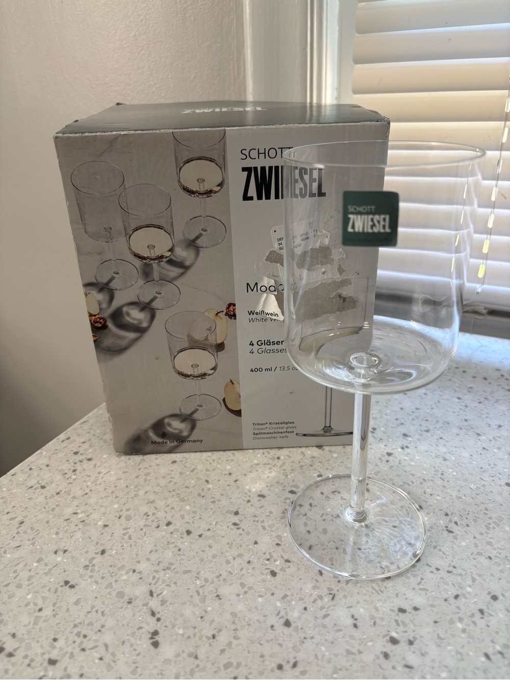 NIB Schott Zwiesel Modo Clear Crystal Wine Glass - set of 4